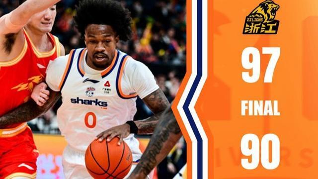 新民体育丨这些问题，上海男篮就真的解决不了？