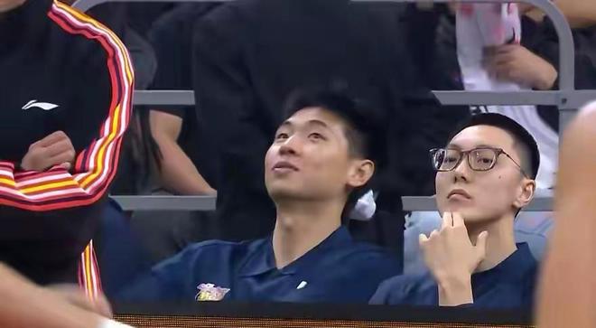 萨林杰立功！广东3人满分杜锋用活2奇兵，9分胜青岛胡队却尴尬了