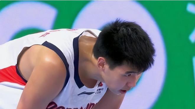 广州胜江苏，广东弃将怒砍27分，球迷：杜锋指导应该过来好好看看