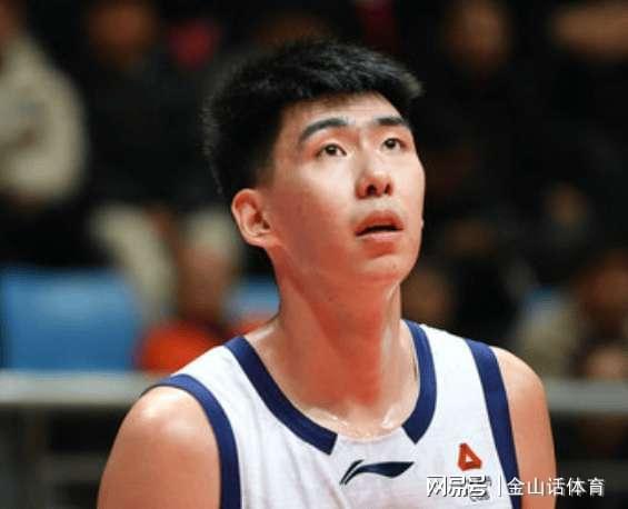 唉！篮板联盟第3，盖帽联盟第3，这么优秀的人，却被争冠队放走了