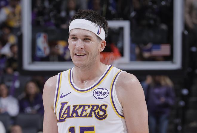 里夫斯背靠背合砍92分,創(chuàng)NBA落選秀連續(xù)兩天總得分紀(jì)錄