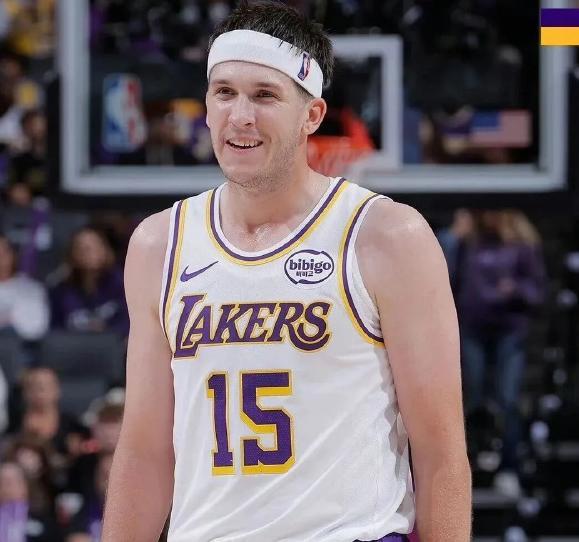 湖人球员接连大爆发,詹姆斯陷入尴尬境地:他对湖人不重要了