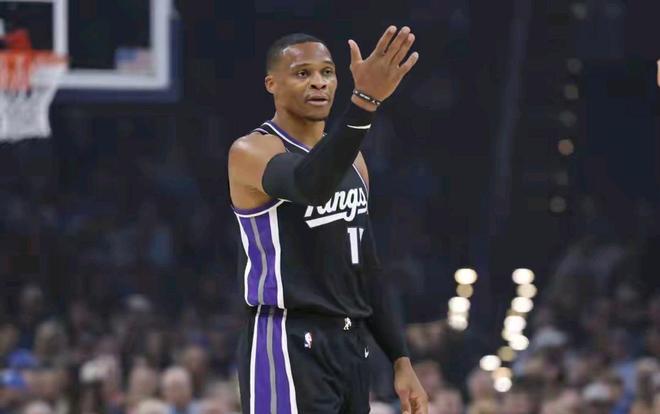 历史之夜的幕后英雄:威少以全新姿态定义伟大