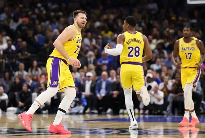 剧本杀，魔鬼赛程+西部弱旅，詹姆斯迎复出最佳时机...