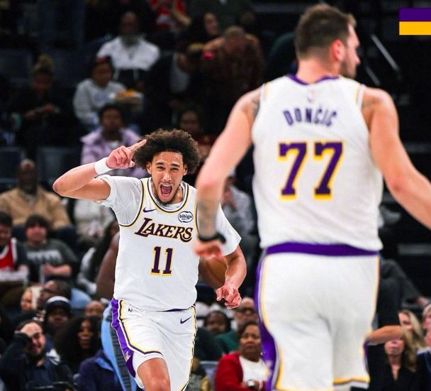 湖人拒絕18分大逆轉!東契奇三雙創(chuàng)紀錄,替補神將轟25+8+4斷