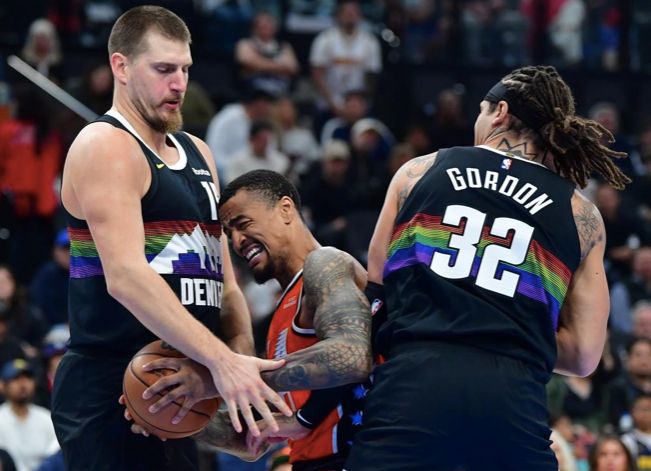 大反扑！快船轰19-2攻势反超：哈登轰19+4，约基奇爆砍33分...