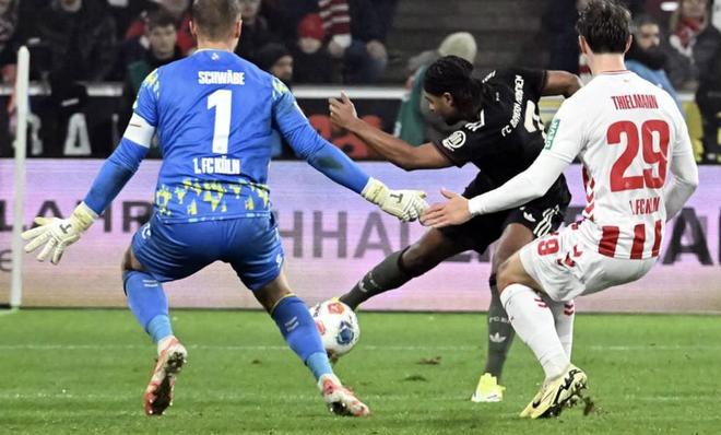 馬特烏斯:格納布里的進球是世界級的;科隆的進球是可撲救的