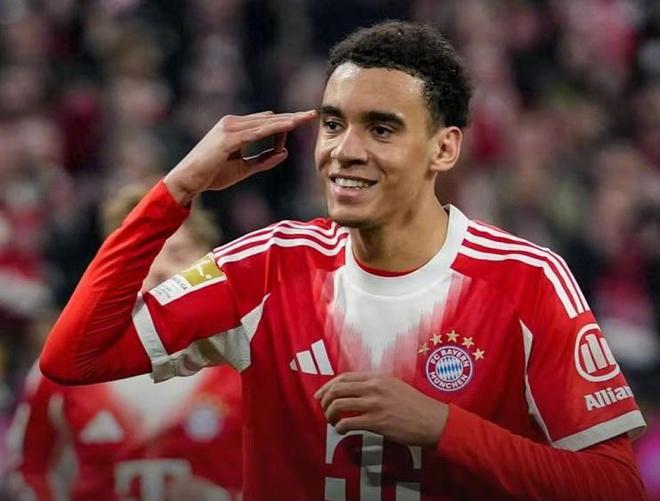 足壇一夜動(dòng)態(tài)：拜仁造4-1慘案，皇馬絕殺止連敗，利物浦客場(chǎng)復(fù)仇