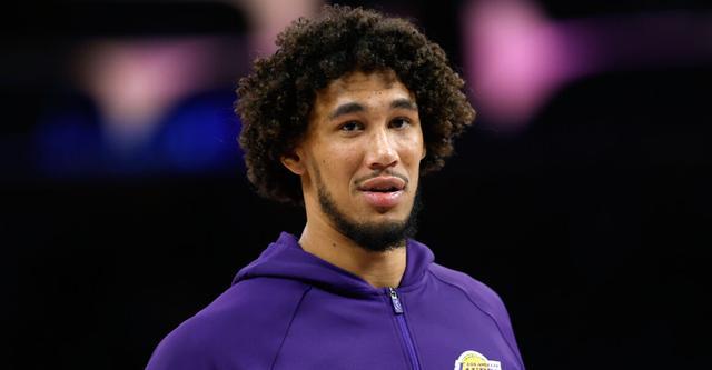 官宣:海斯因左膝酸痛将缺席今日对阵国王的比赛