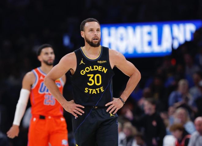 库里自称历史第一控卫!却时不时打出0助攻的比赛!