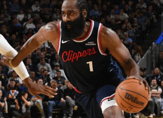 快船79-98勇士4坏消息!泰伦卢引崩盘,祖巴茨无防守,伦纳德起伏