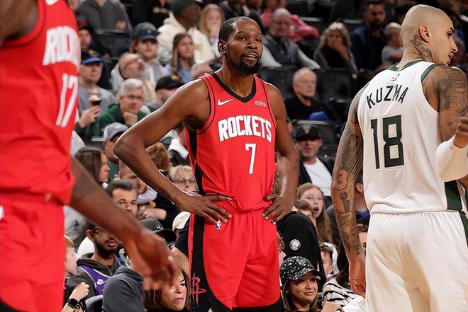 杜兰特:输给马刺的比赛让火箭变得更加团结,输球我们也要一起扛