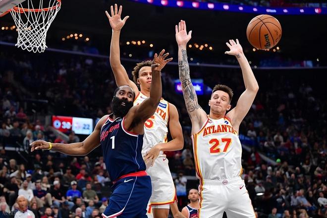 哈登三双无碍快船五连败,率队摆烂,泰伦卢想拿违约金了