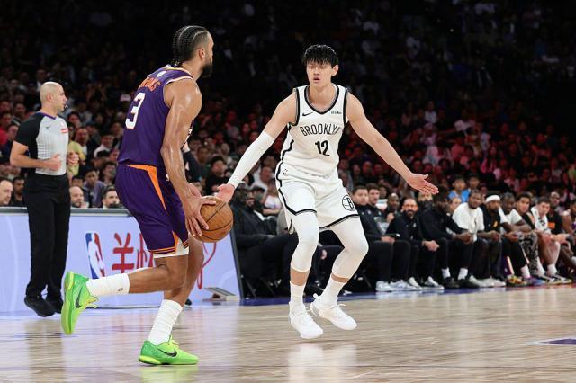 【现场】冰冷的一串数字“0” 曾凡博亮相NBA中国赛