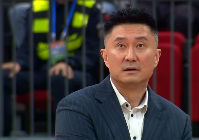 轰30分20板11助！广东队弃将海外联赛首秀太亮眼 杜锋看走眼了？