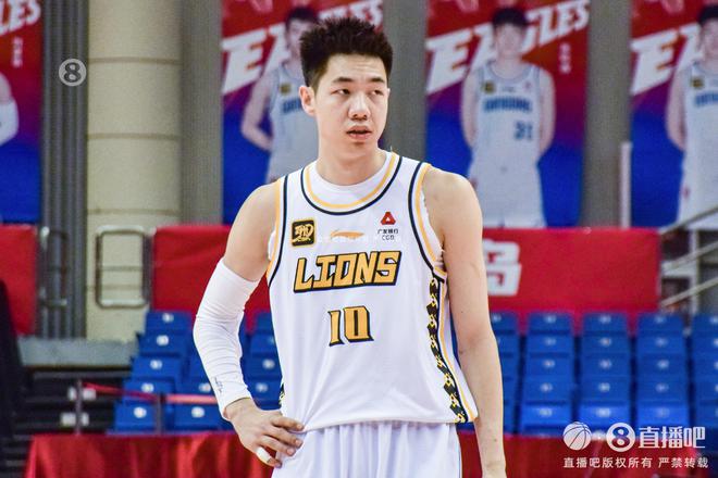 麦穗丰：朱俊龙崴脚可能成转折点 最能抵挡杰曼的那个人不在场了