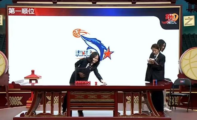 CBA选秀乐透抽签！福建再获状元冲杨曦皓，四川与江苏分获二三！