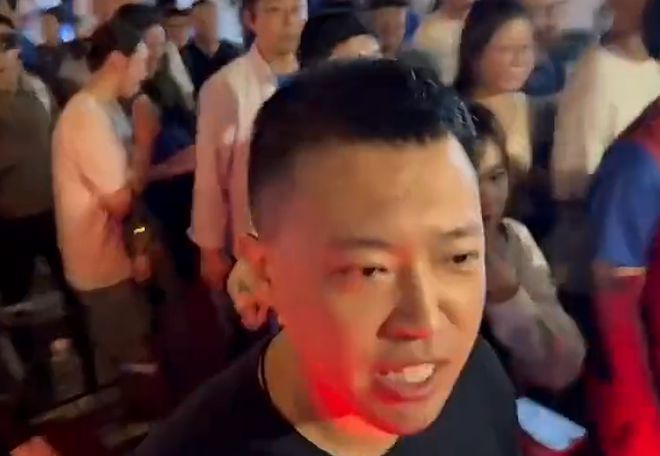 输球输人！北京球迷赛后集体辱骂孙铭徽，然而他却主导决胜期！