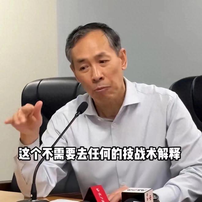北京男篮主场崩了！球员吵架球迷喊下课，浙江队要回家夺冠？