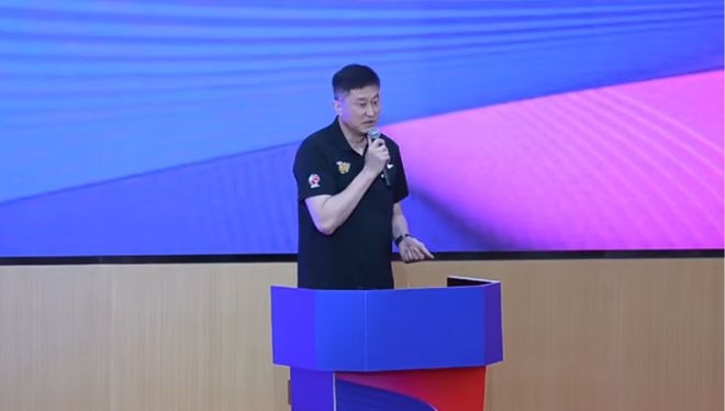 画大饼？杜锋参加活动公开喊话：全力冲击全运会+下赛季冠军！
