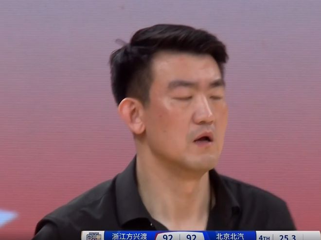 广厦深夜发声！遭CBA重罚20万主动认错，冠军庆典秒变道歉声明