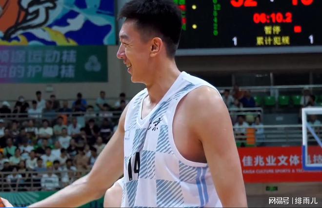 6中6狂轰15+3+3！广东“新内线”打出身价，这可是杜锋的争冠王牌