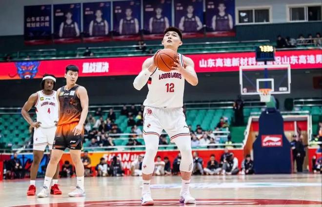 中国男篮新一期集训名单公布，潍坊籍球员李祥波入选