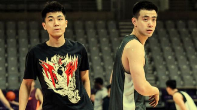 赵继伟8+1！高诗岩5+3+6，付豪11+6，王岚嵚11+3+2,辽篮48-41山东