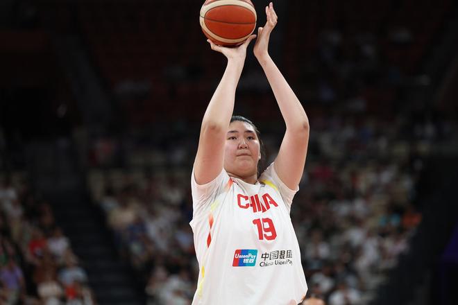 张子宇小组赛合计21投17中砍下43分 投篮命中率为81.0%！