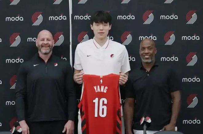 杨瀚森是否应该回国参加亚洲杯？苏群一句话意味深长