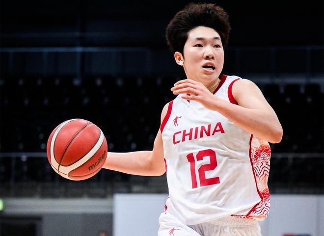 两战轰31分！中国女篮又一25岁新星崛起：宫鲁鸣该带星锐赛MVP？