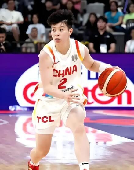 这怎么解释！中国女篮现三分钟首发球员 攻不进也防不住