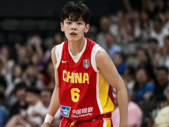 用什么词来回顾这次亚洲杯？杨舒予：起点吧，这是全新的开始