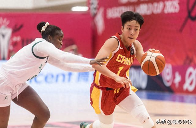 场均19分11板！1米75后卫加冕世青赛篮板王 宫鲁鸣该给机会她