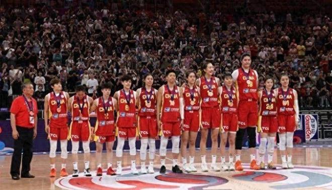 女篮众将发文告别！元老级大将透露宣退消息，国家队或将大换血