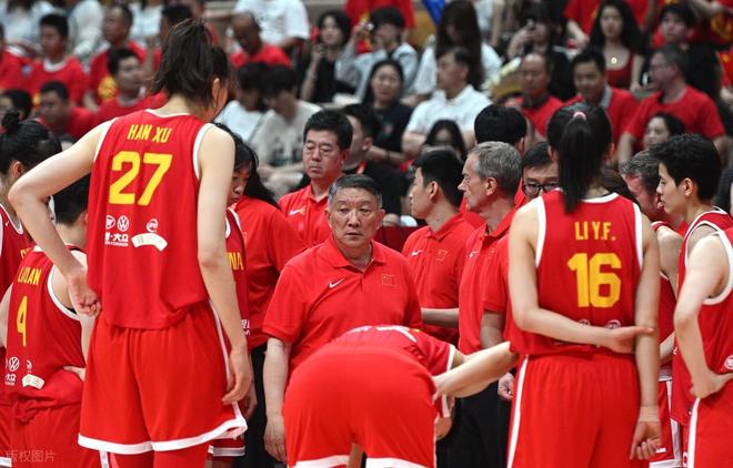男篮力挺！CBA名帅：李梦的能力在亚洲没有对手