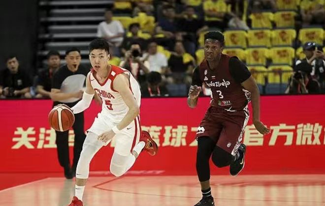 中国男篮双杀委内瑞拉！4人表现惊艳，3人拉胯，郭士强盛赞1人