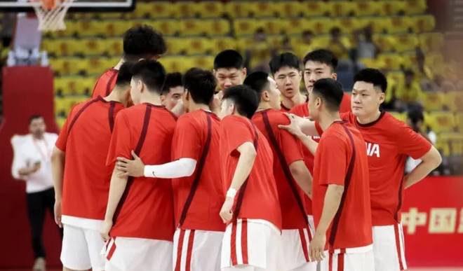 中国男篮vs波黑人员已定！CCTV5直播，这3人竟然无缘大名单
