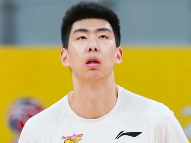 广东66-90新西兰迎1喜3忧！徐昕稳护框，杨溢和锋线难被期待！