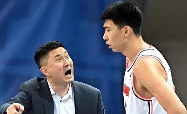 CBA最新消息！广东宏远内讧，浙江广厦签约塔克，杨曦皓首秀爆发