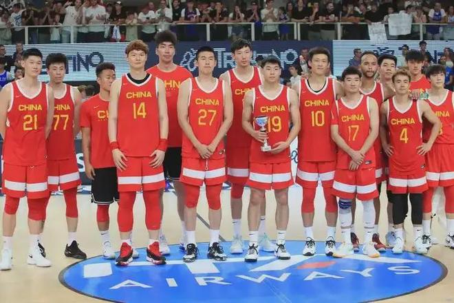 27:16！中国男篮又“emo”了，7主力缺席恐难赢日韩