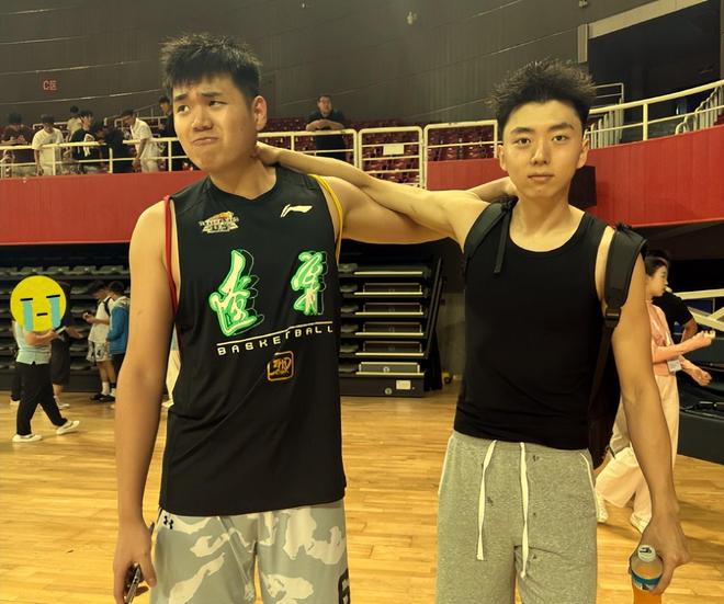 突发！辽篮U21男篮和山东队发生群殴，裁判也有不可推卸的责任！
