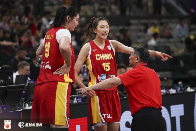 篮协听取宫鲁鸣等3教练汇报并表示接受成绩 女篮8-10月重启长集训