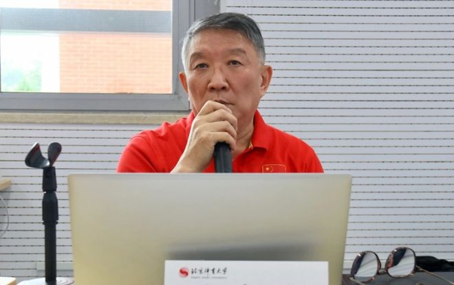 宫鲁鸣亚洲杯总结：强调时间+新老交替+主动揽责！本月将再集结！