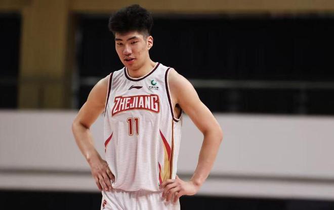 余嘉豪：终极目标是冲击NBA，助力中国男篮在世界杯和奥运会取得突破