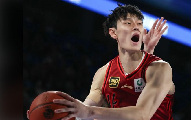 曾凡博加盟篮网合同年薪曝光！打NBA中国赛！两个大考决定去留