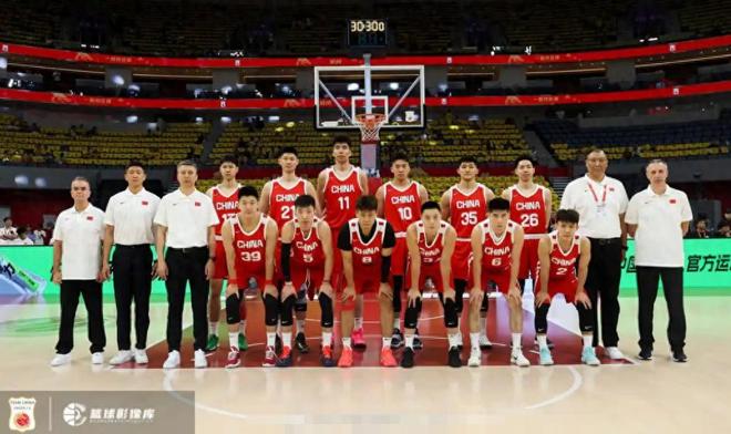 菜就要挨打，亚洲杯实力榜中国男篮仅第四，4人登海报无中国球员