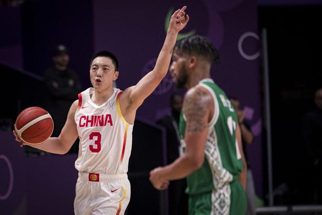急需找回状态，胡明轩全场4中0拿到2分1板2助，正负值-5