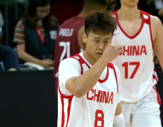 中国男篮险胜沙特，郭士强揪出头号软肋：29分钟得2分，还有4犯规