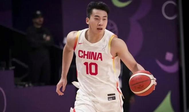 王俊杰轰8+1不负众望！高诗岩3+1,胡明轩14分,中国队领先印度22分